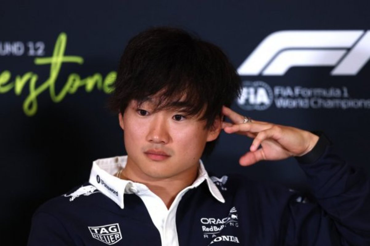 Tsunoda vállalja a felelősséget Ausztriai hibájáért, de továbbra is támogatják a csapata
