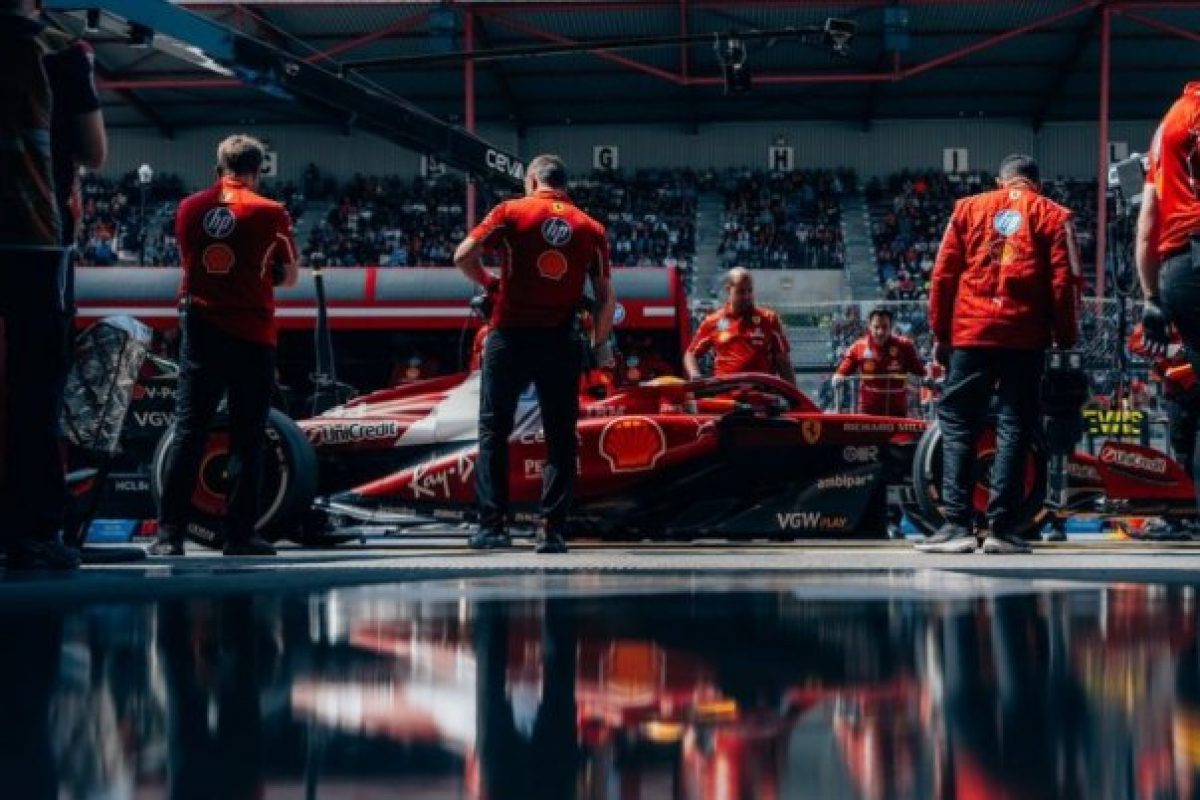 Leclerc és Hamilton: A versenyzői filozófia különbségei az F1-ben