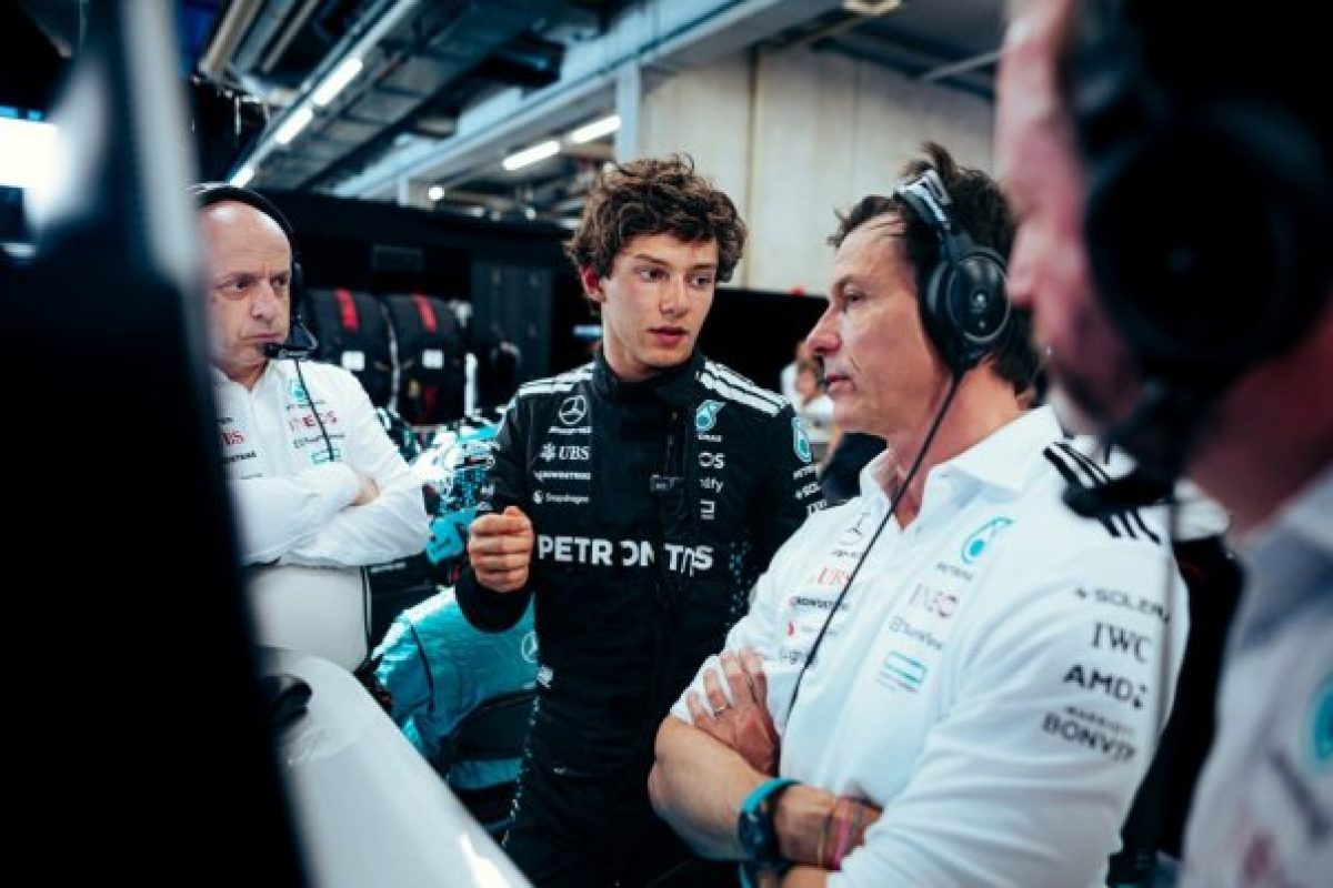 Az cím: „Wolff: Kimi hiba biztos volt