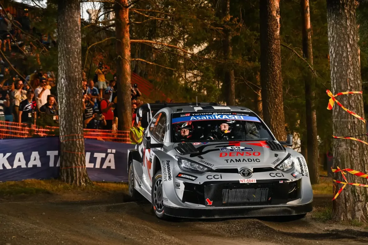 Rovanpera vezet az őrült finn csatában, Latvala második a WRC2-ben