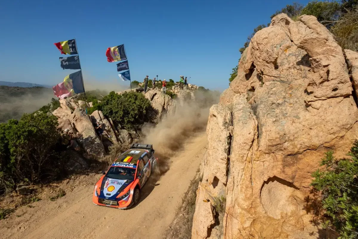 Az „Olaszországban tartandó 2026-os WRC futam murvás pályán