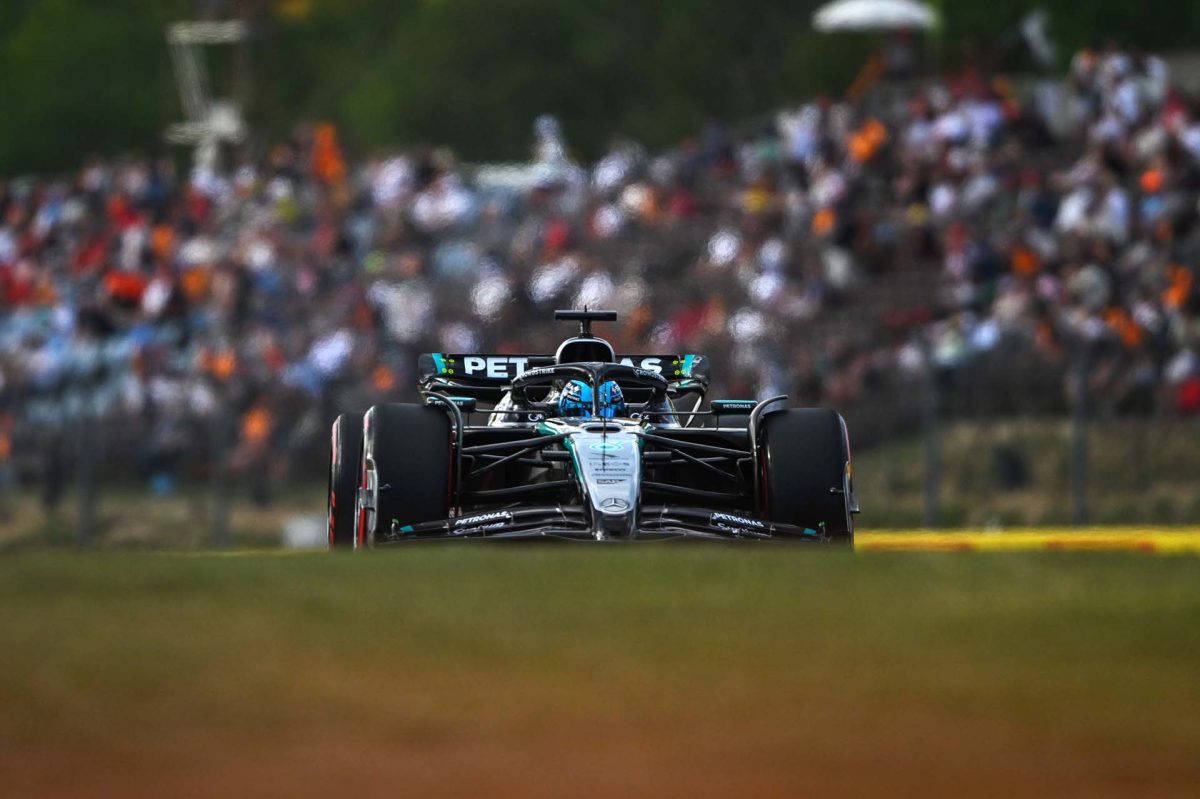 Verstappen: A Mercedes célkeresztjében