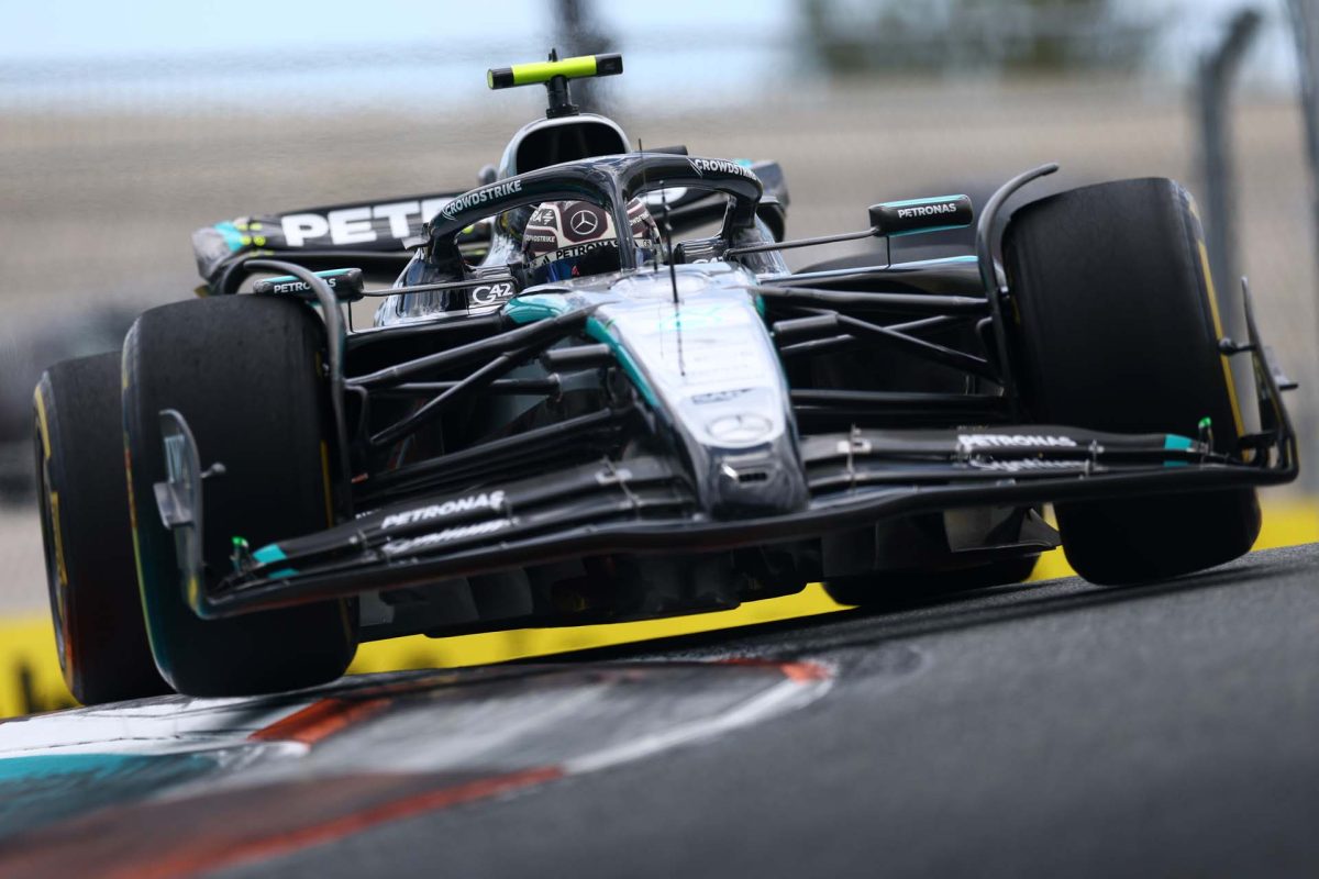 A Mercedes mindig vizsgálja problémás hátsó felfüggesztését