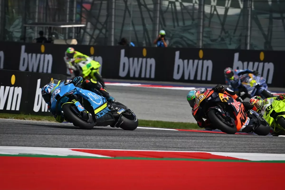 A rendszer távozásának áldozatai: Raúl Fernández és Martín