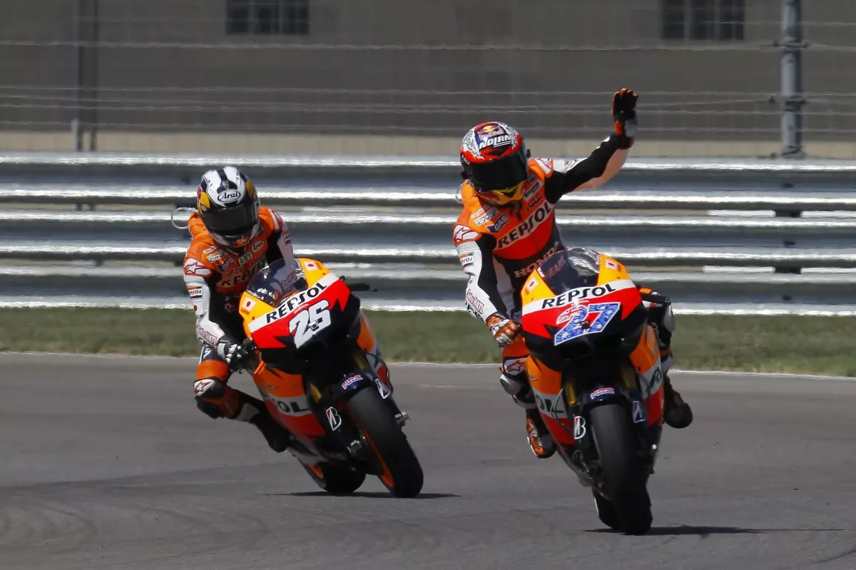 Agostini, Stoner és Pedrosa vezetésével vonulnak fel a legendák a szomszédunkban