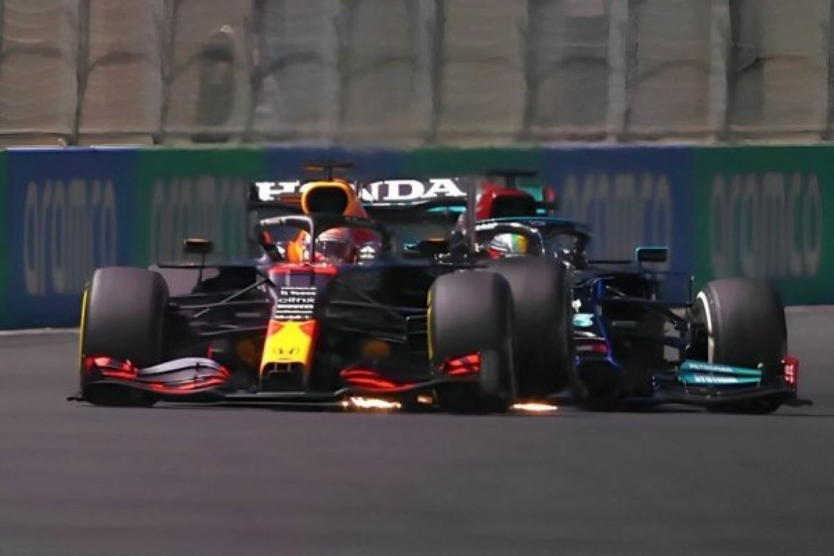 Verstappen edzője: Az őrület és a küzdelem éve 2021-ben