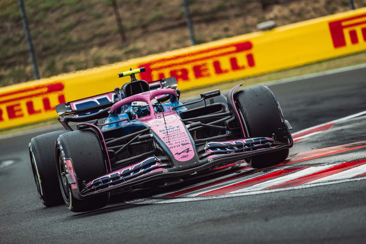 Colapinto a bennmaradás küszöbén az Alpine-nál