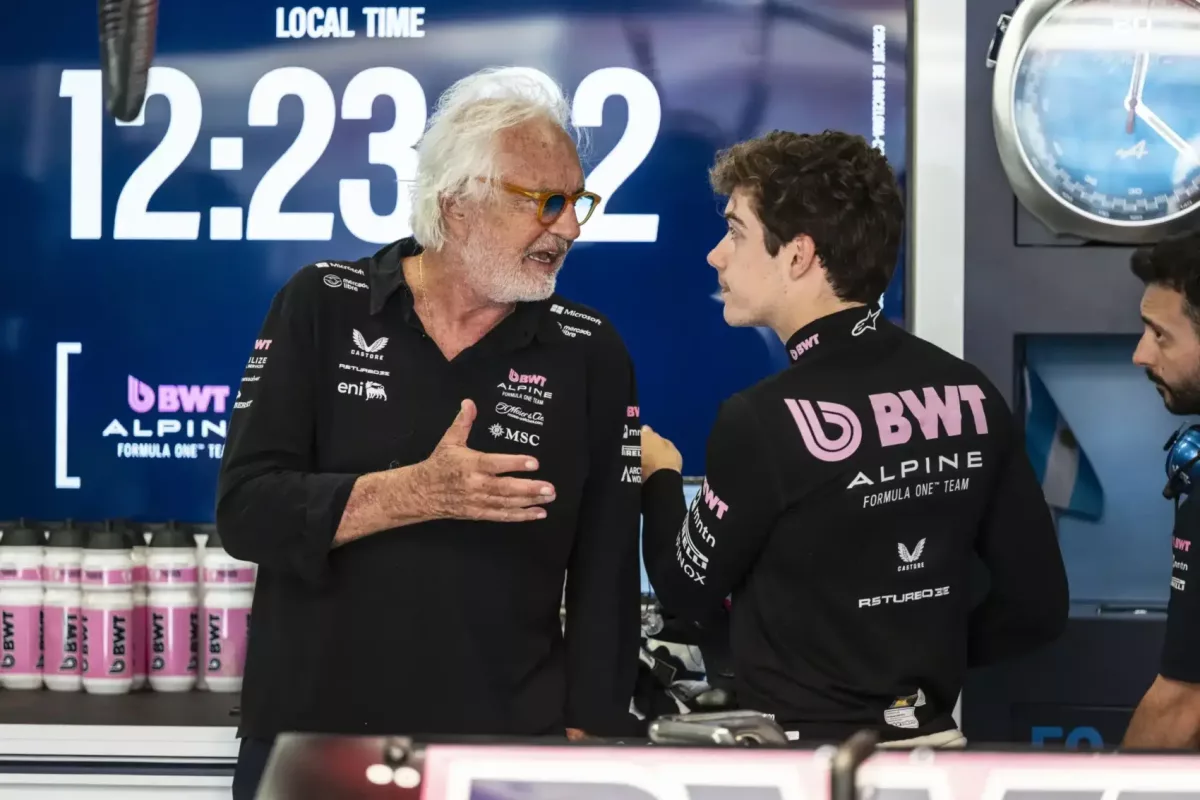 Az alulteljesítő F1-es pilótát alaposan kifogásolja a csapatfőnök viselkedése