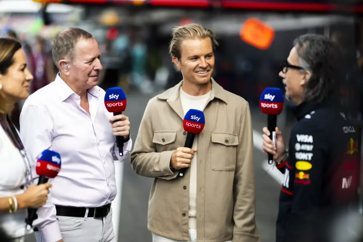 A Red Bull haragja: Veszélyben az F1-es világbajnok pozíciója?