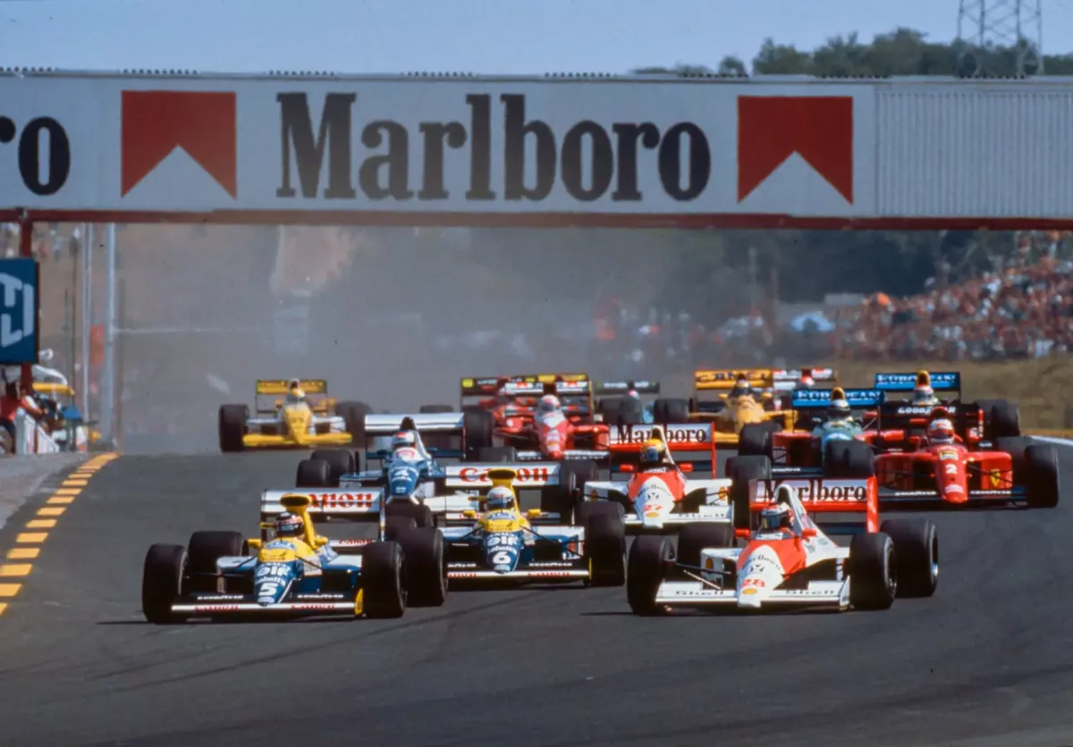 Meglepetés a Magyar Nagydíjon – így győzte le Sennát barátja a Hungaroringen