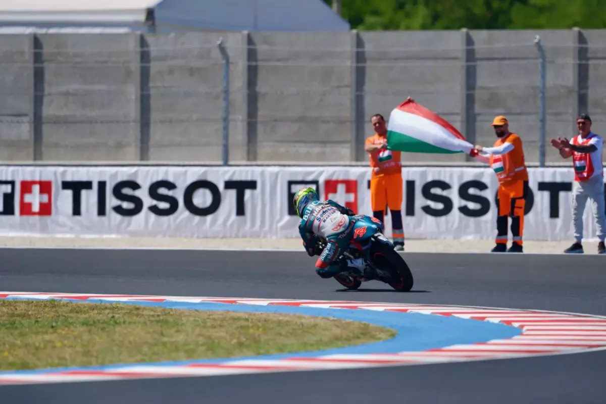 Adrenalinban és sebességben: Talmácsi Gábor körhinta a Balaton Park Circuiten (videó)