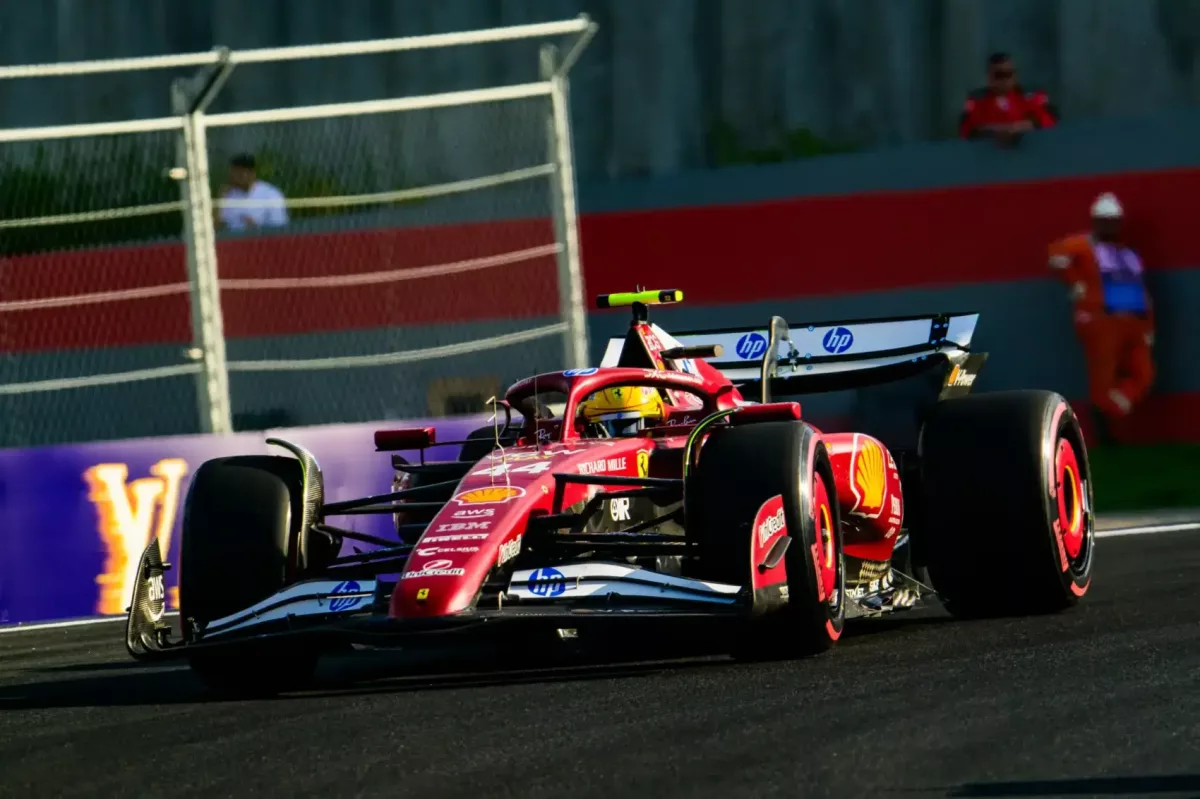 Megtévesztette a Ferrari: Mi hiányzik Hamiltonnak?