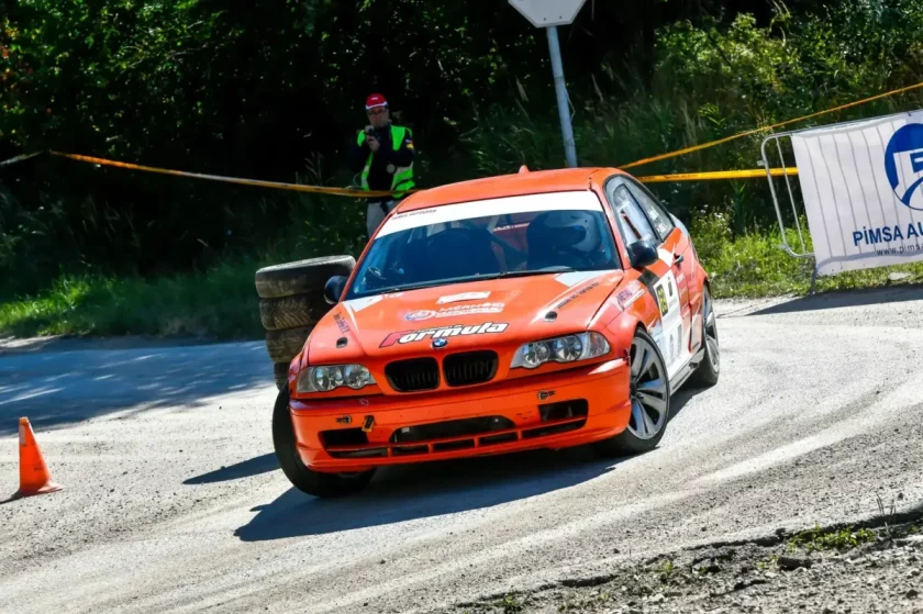 Fenyvesi Péter és Klausz Kristóf diadalmaskodtak az Oroszlány Rallyn