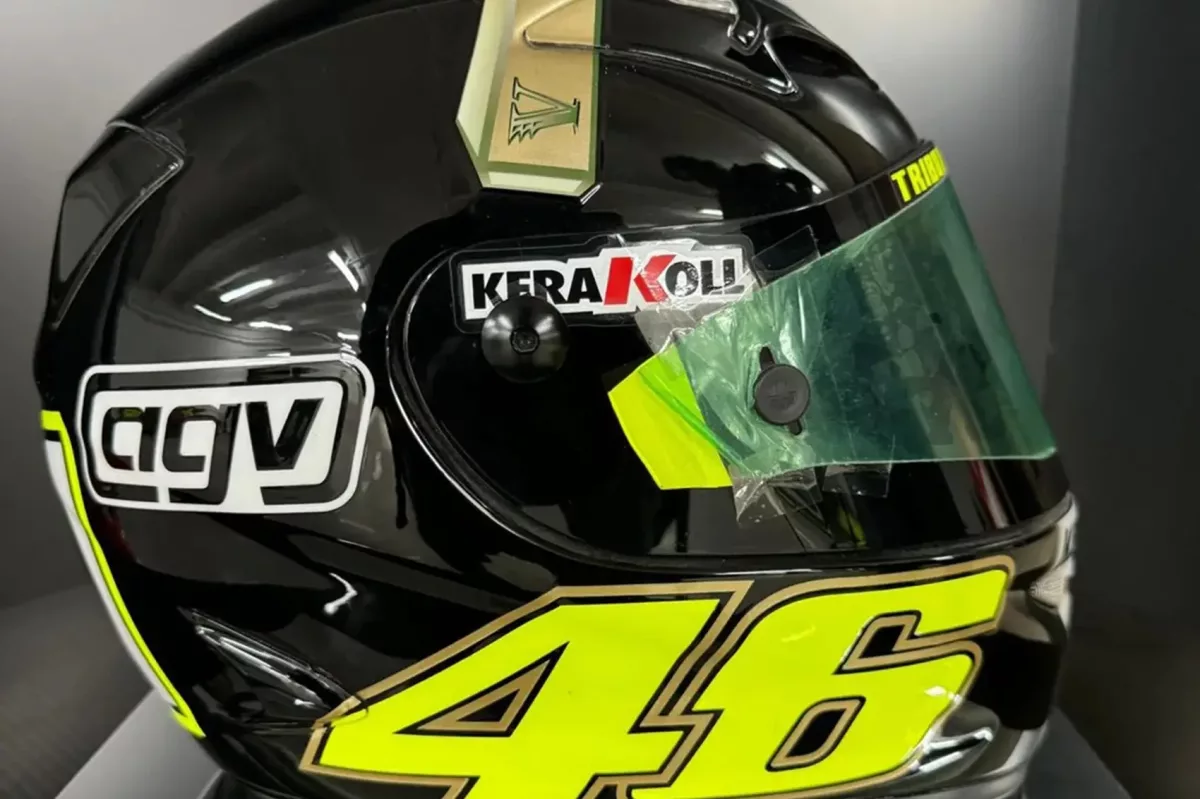 Eladásra kínálják Rossi egyedülálló sisakját, amellyel még nem jött össze neki a „visszatérés”