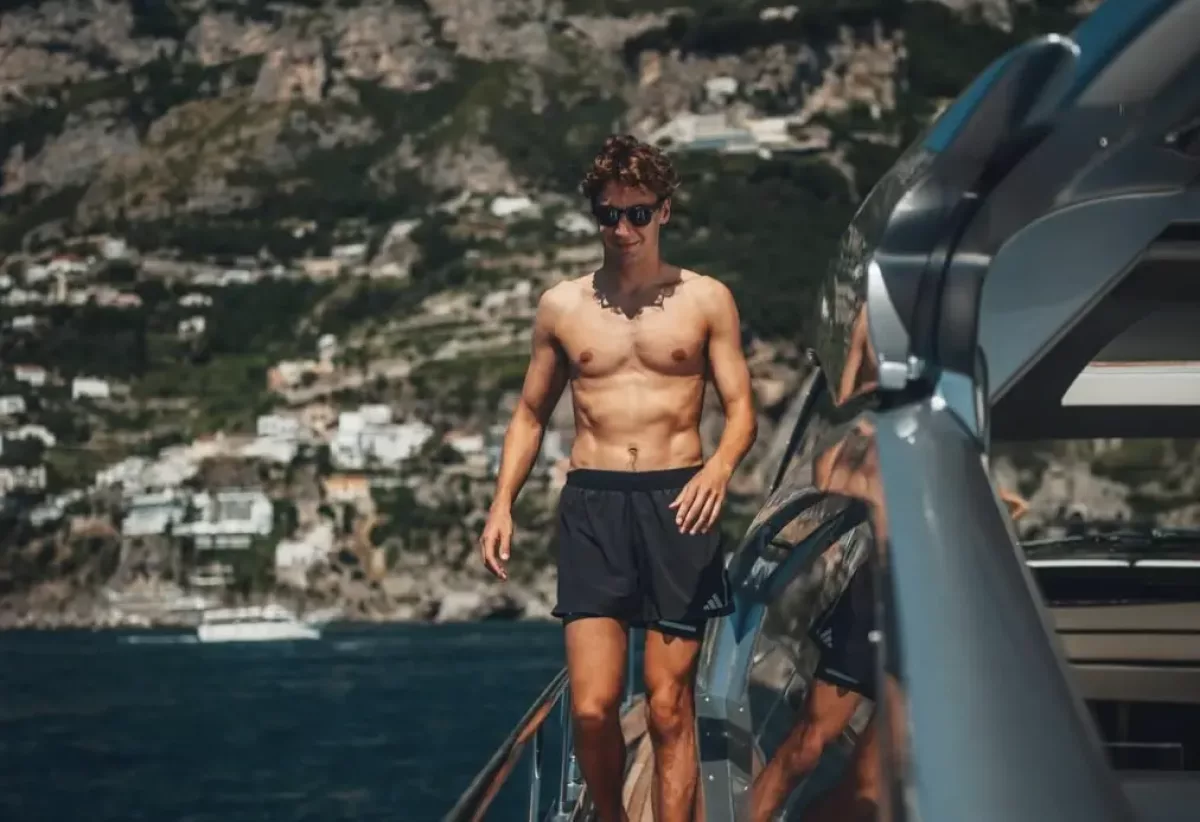 F1-es pilóták nyaralási botrányai: Russell és Verstappen kétes jelenését Norris is követi