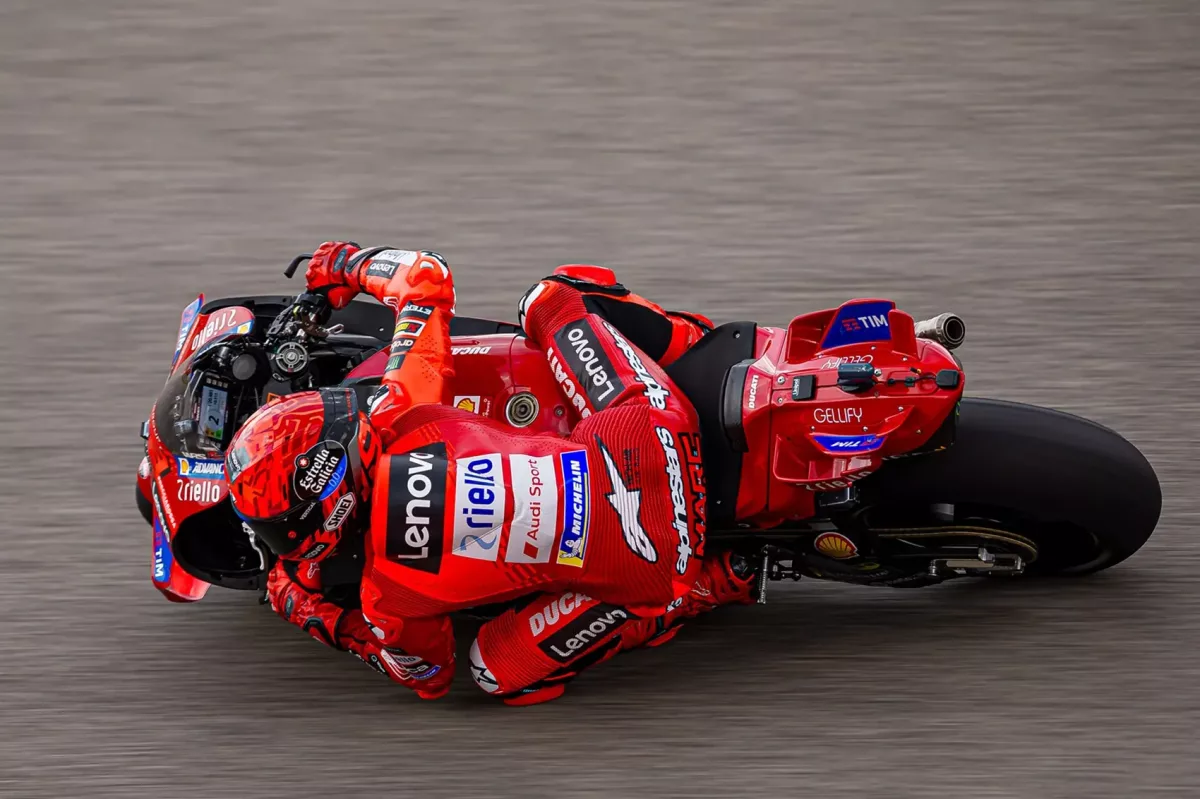 Márquez fölényes győzelme a mezőny felett: Honda diadalmas, Aprilia csalódottsággal fejezte be az edzést