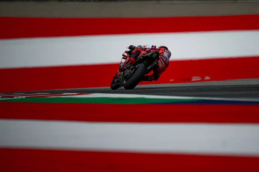 Az együttműködés fontosságára hívja fel a figyelmet Bagnaia frusztrációja