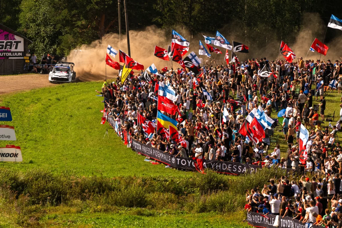 Az óriási tömeget magával ragadó Finn Rally történelmi rekordot döntött