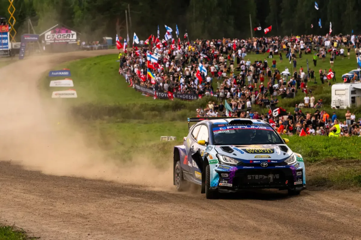 A Rally Hungary győztese: egy ijesztő helyzet után első WRC2-es győzelmét ünnepelheti