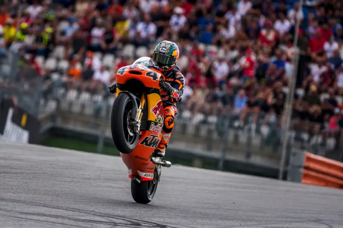 Az Osztrák Nagydíj előtt felcsillantak a legendák – körözés a versenypályán (videó)