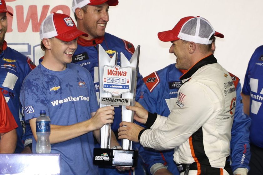 Végzetes Nascar Fordulat: A Nem Létező Győzelem és Furcsa Sérülés