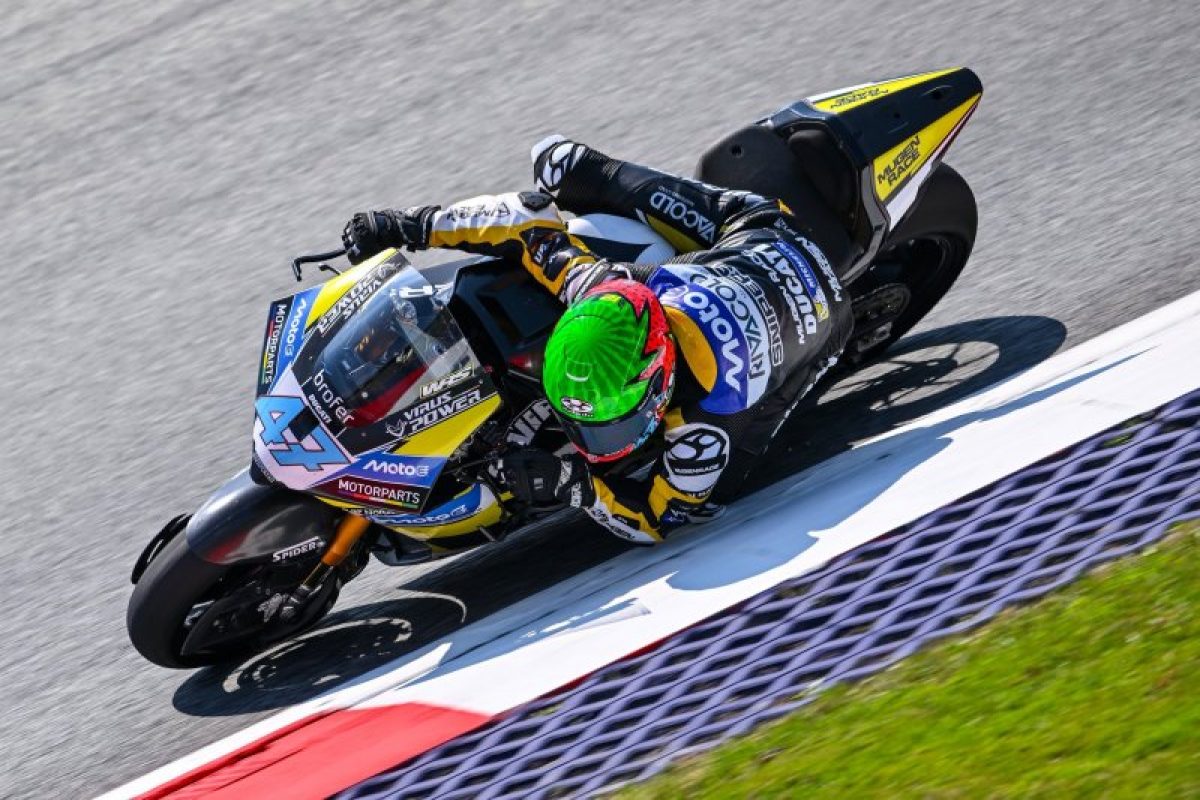 Az elektromos ász, Varga Tibor: A MotoE dobogóról a történelem lapjaira!