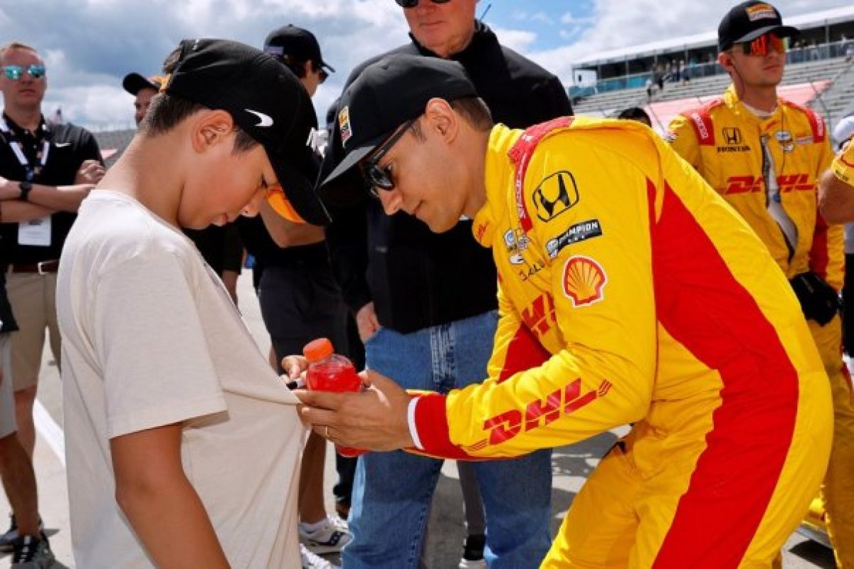 Exkluzív: A Red Bull csábítja Palout az F1-be?