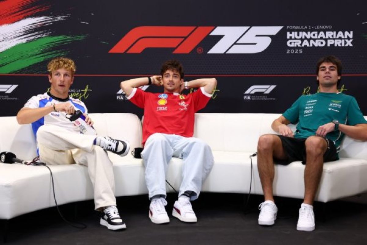 „Mind harcolunk valamiért” – nem értenek egyet Alonsóval Leclerc-ék