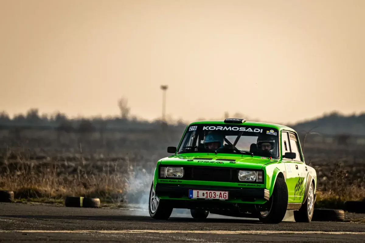 A PSZA Motorsport lendületes indulással kezdi meg új szezonját Oroszlányban