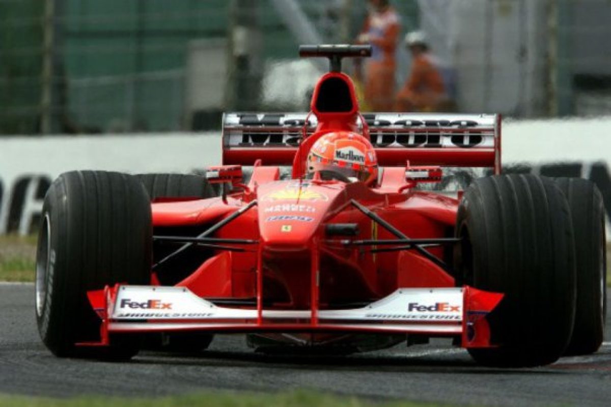 Az F1 történelemarchívumában: Schumacher agresszív vezetési stílusa