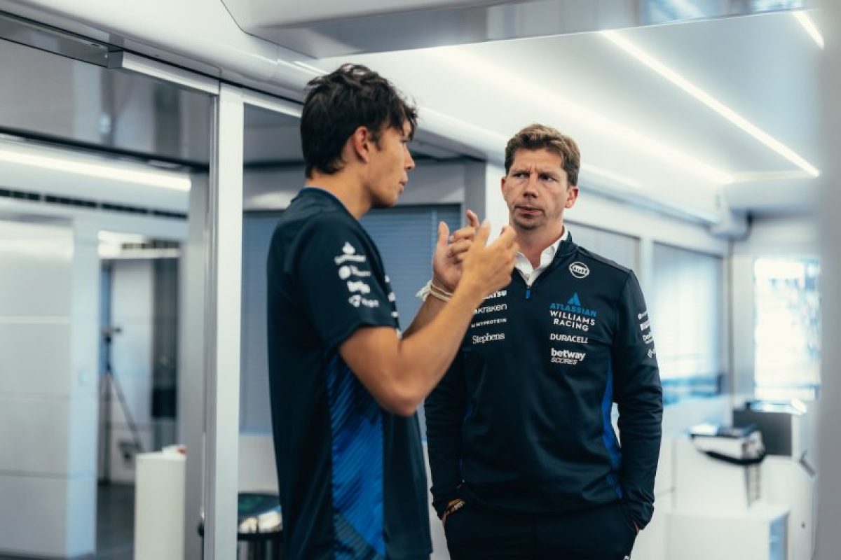 Vowles kultúraváltása: Albon csapatára is hatással van