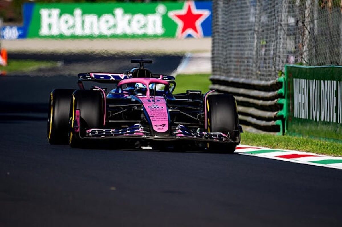 Ketten is az indulásnál: Út a bokszutcából