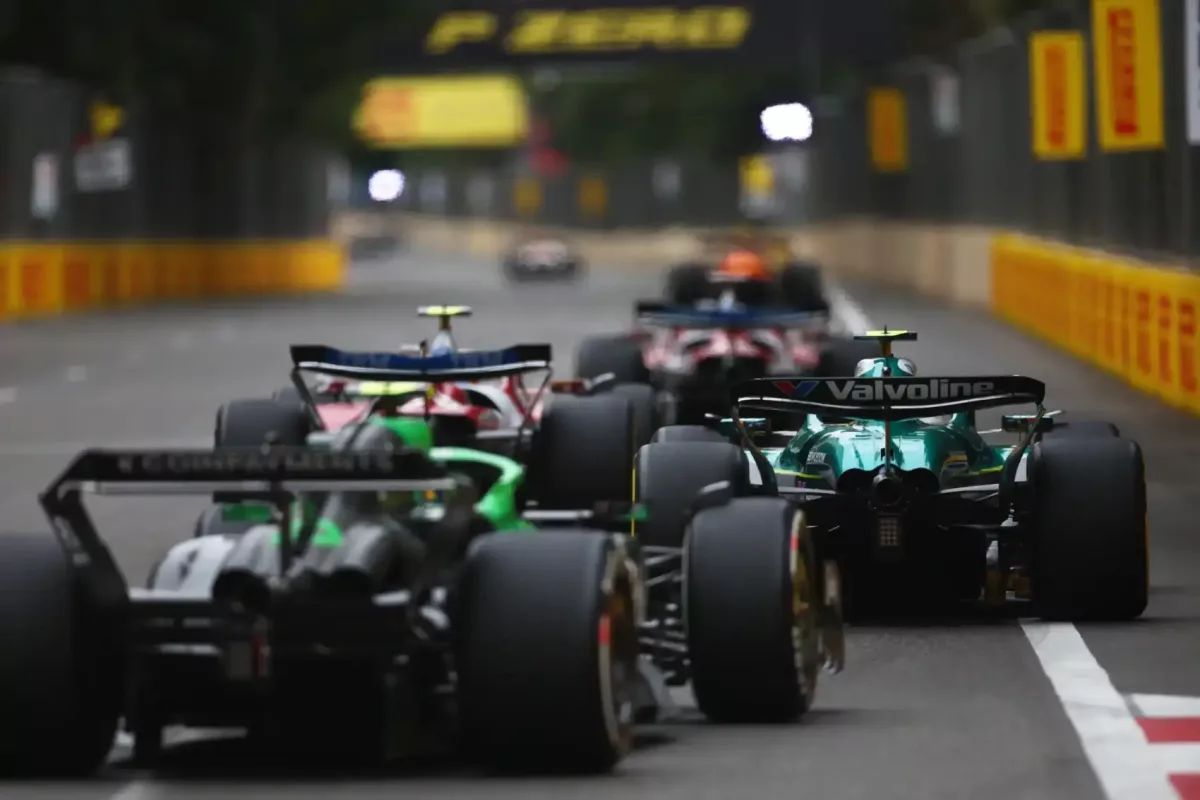 Tanítványa úgy jelentette fel a Piastri miatt hibázó Alonsót, hogy ki sem mondta a nevét