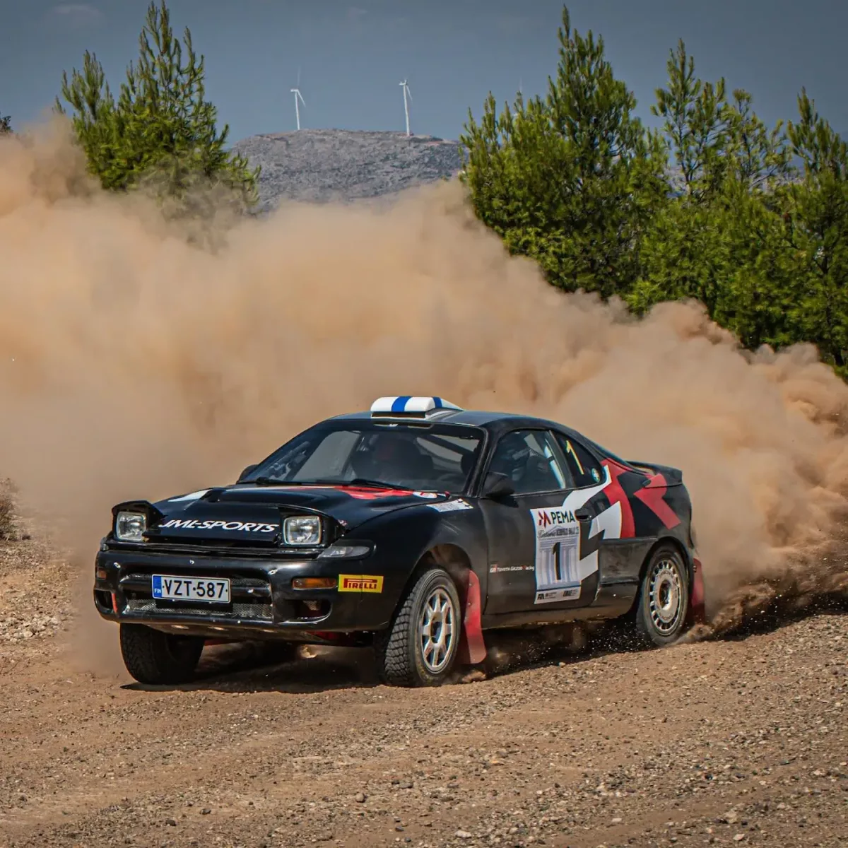 Az „Latvala lenyűgöző győzelmet aratott a historic Akropolisz Rallyn