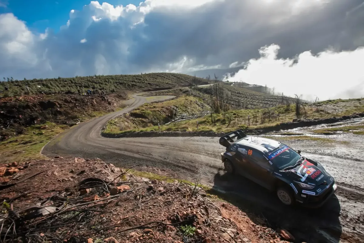 Az új kihívás: Rovanpera küzdelme a győzelmekért