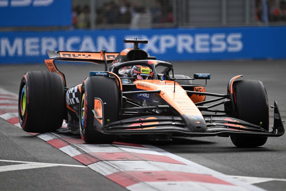 Piastri megrovást kapott a rajtbüntetés elkerülésével