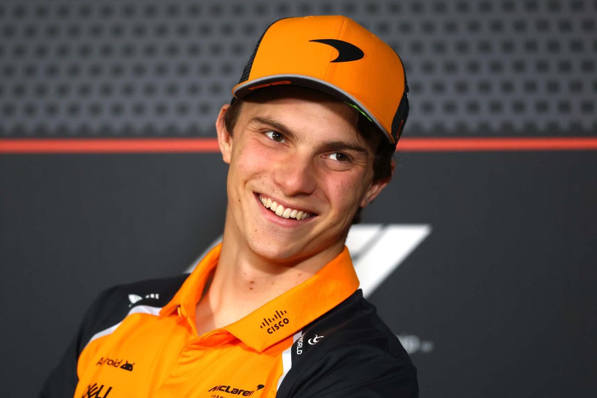 Piastri figyelmeztet: „Titokzatosság nélkül könnyű célpont lennénk