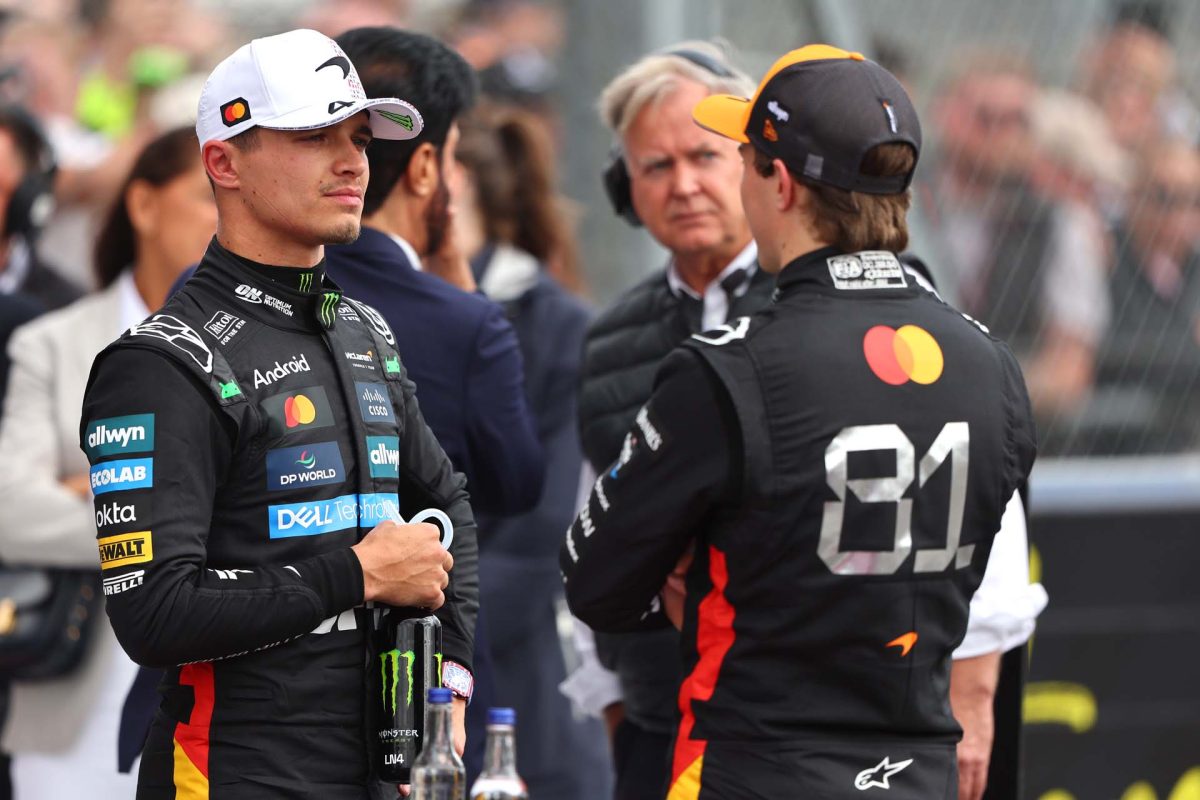 A McLarenek küzdelme Bakuban: Piastri és Norris csatája a főszerepben