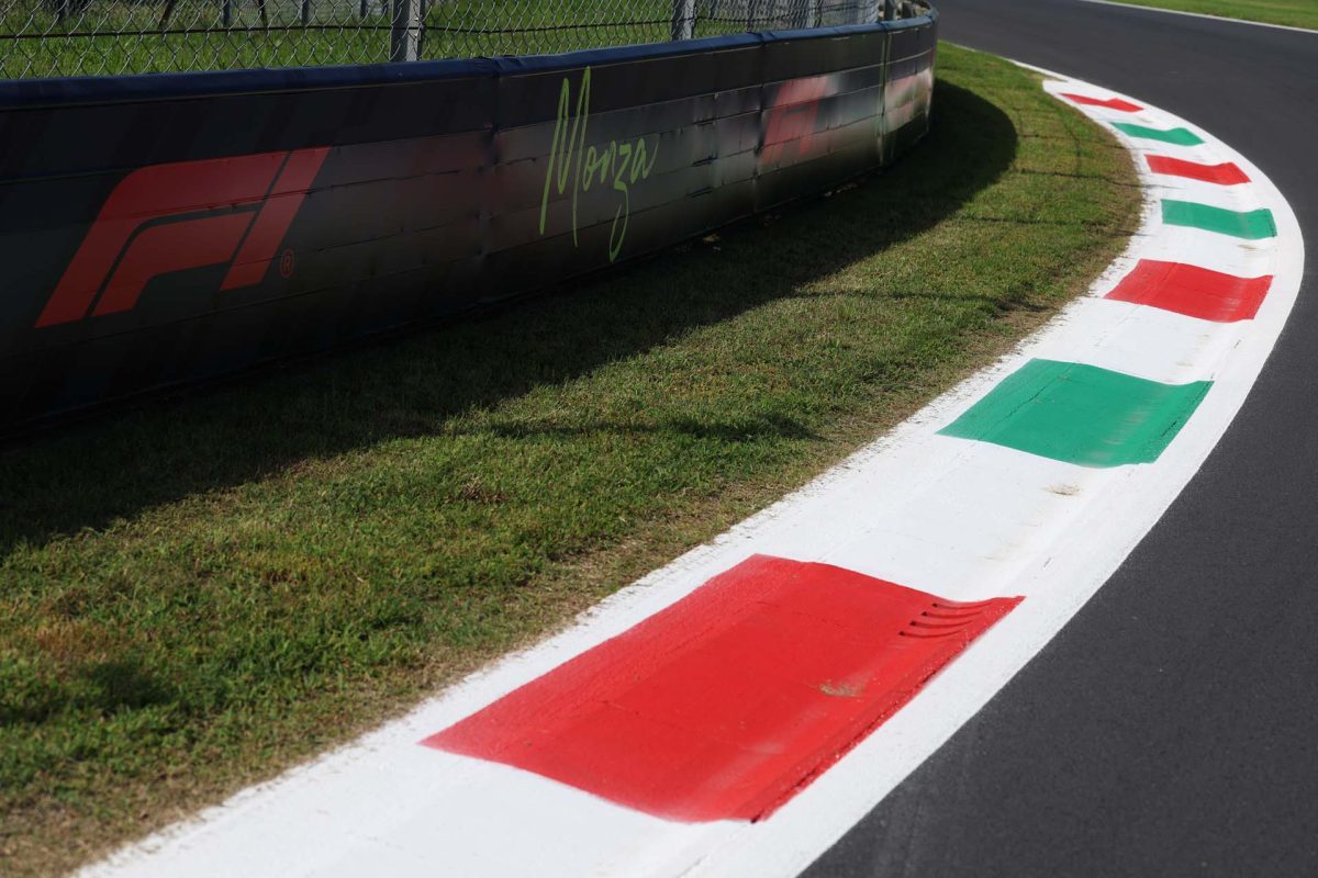 Az Olasz Nagydíj pénteki eseményeinek élő követése