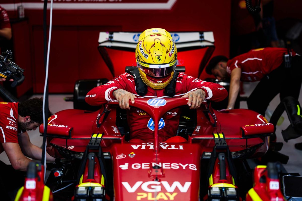 Akcióban: Marc Surer éles kritikát fogalmaz Lewis Hamilton felé