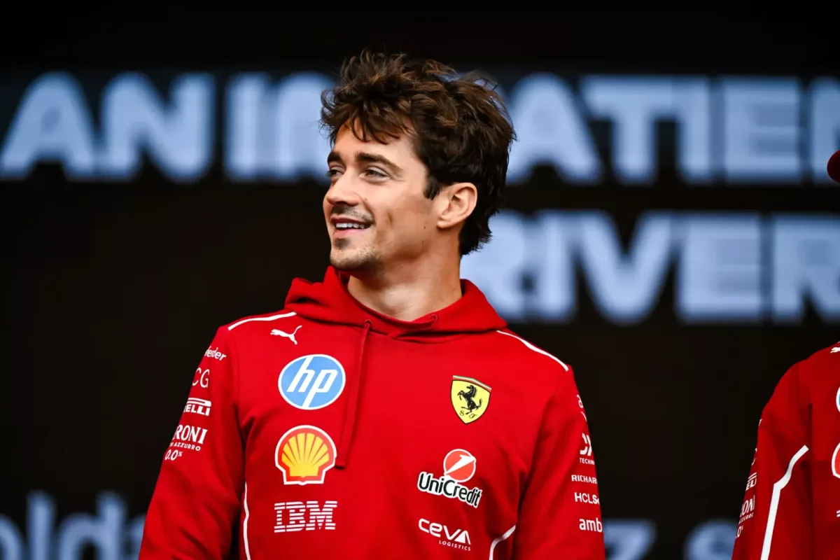 Kínai szuperkatonák kiképzéséhez használták fel Charles Leclerc agyhullámait?