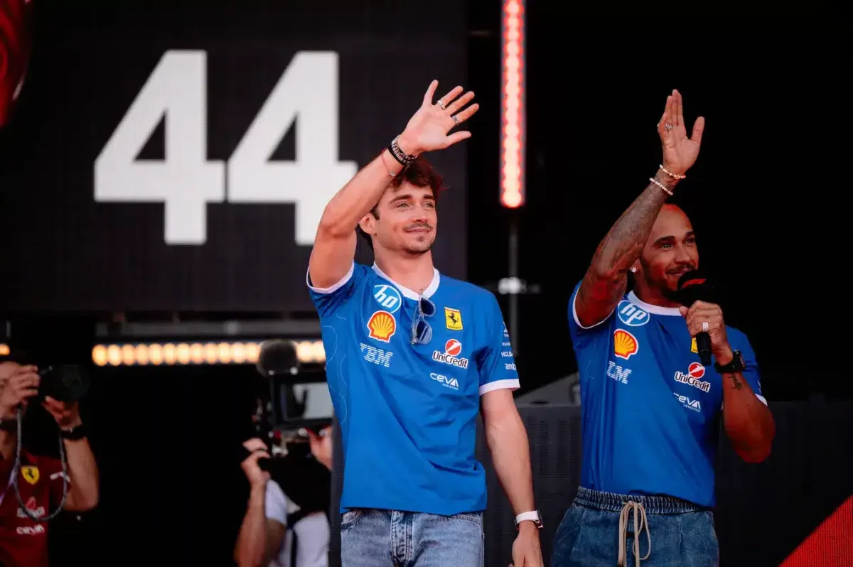 Leclerc kockázatos manővert hajtott végre az időmérőn: Vajon ez megéri neki a versenyen?