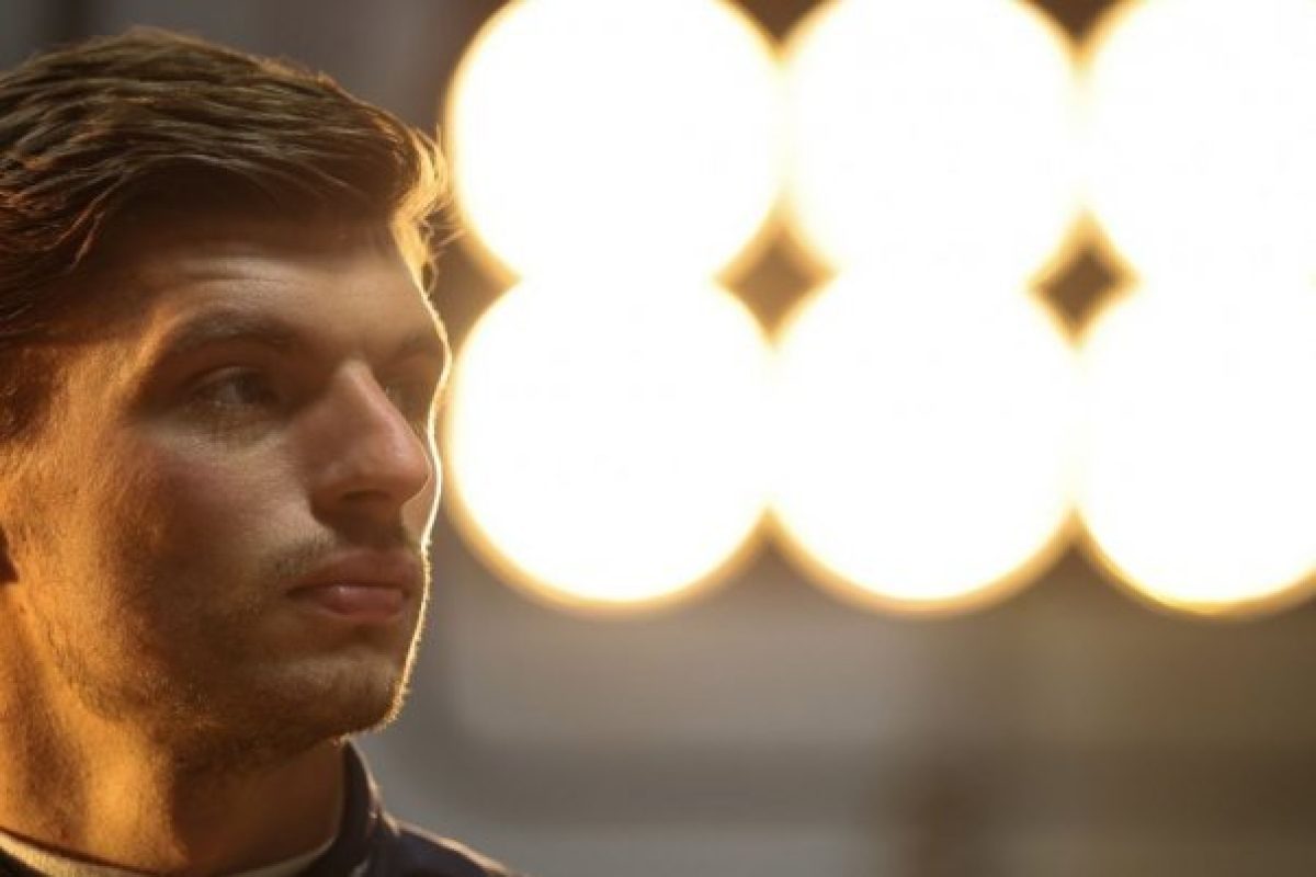 A Bajnokavatás És Méltatás Varázsa: Vasárnapi Hírek És Sztorik