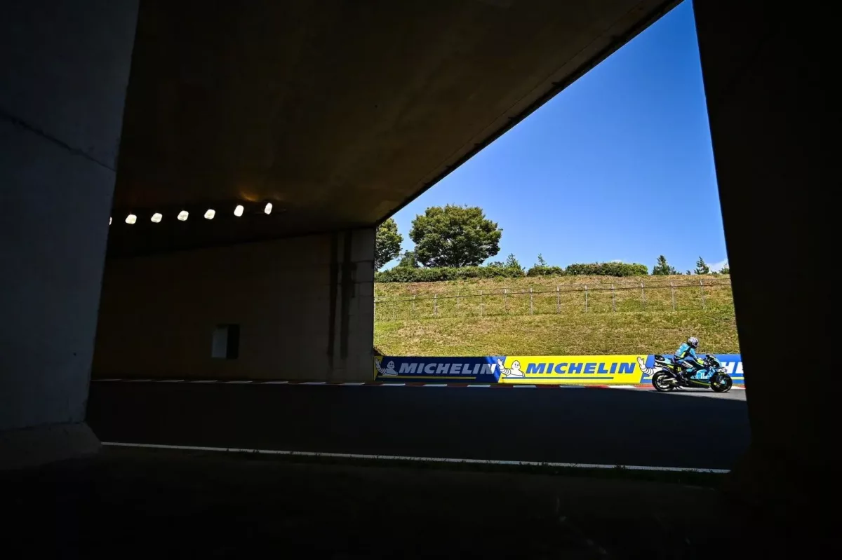 Ogura kihagyja a Japán Nagydíj főfutamát: Fájdalmas hiányzó az eseményen