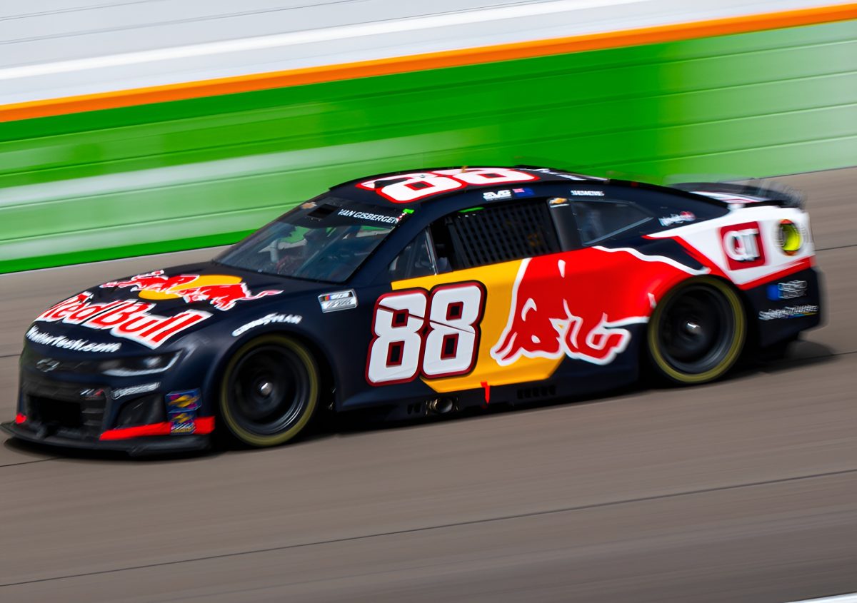 Szankciók a Trackhouse Racing felé: Az illegális SVG autóra szabott büntetések hatása