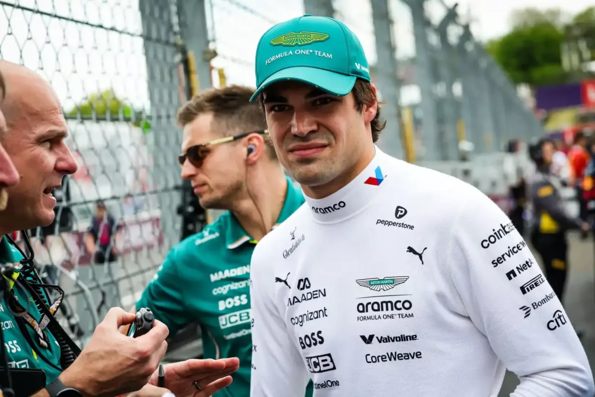 A Monzában új elit klubba lépő F1-es pilóta botrányosan bánt a sajtóval