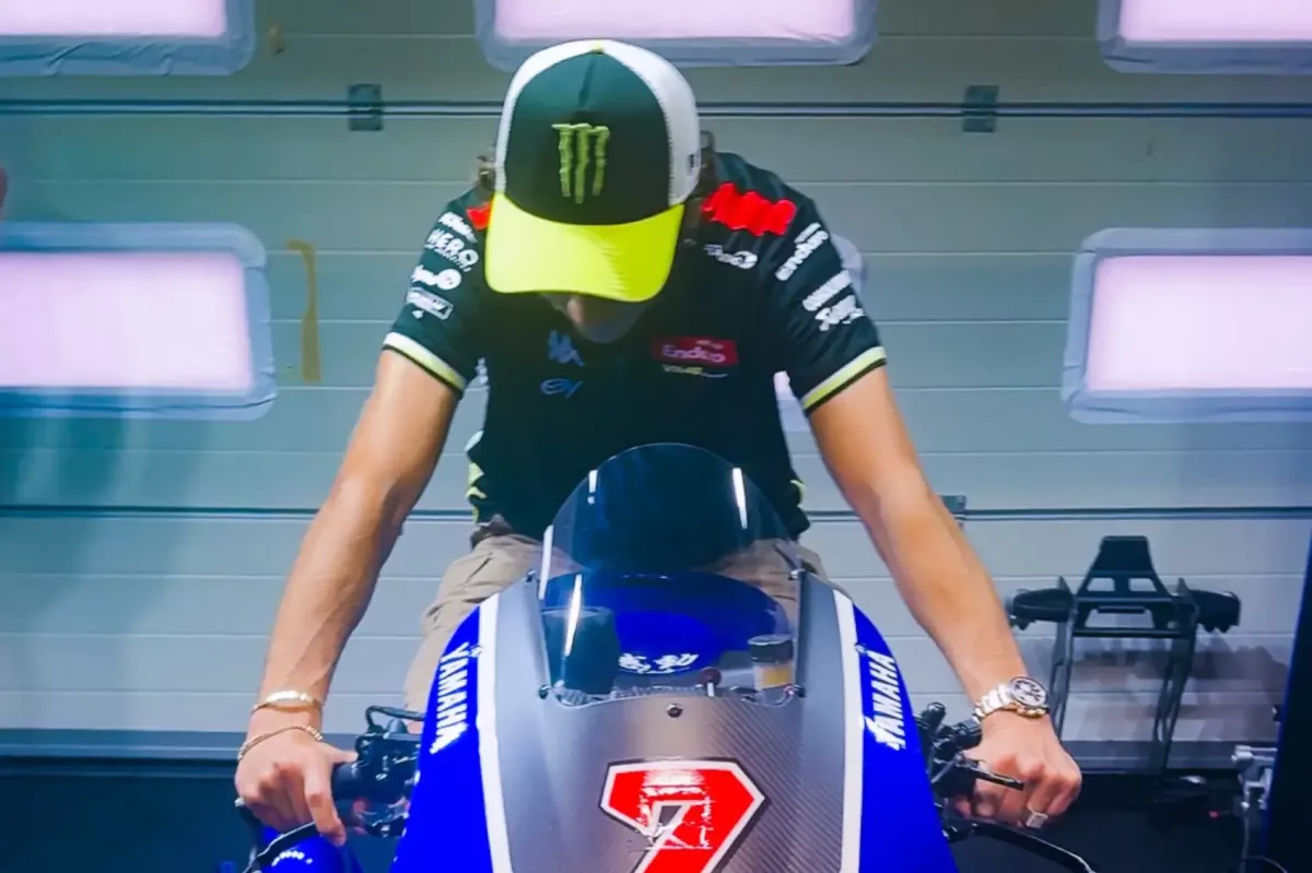 Rossi: A Yamaha V4-es motor meglepetéses bevizsgálása (képek)
