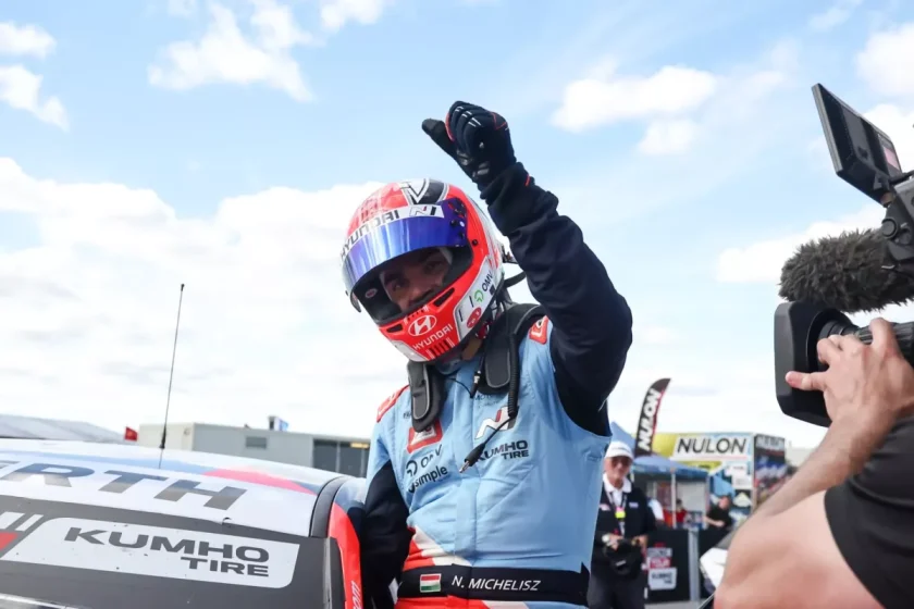 Michelisz Norbert hihetetlen győzelme: 2 ezredmásodperces előnnyel a versenyzők előtt