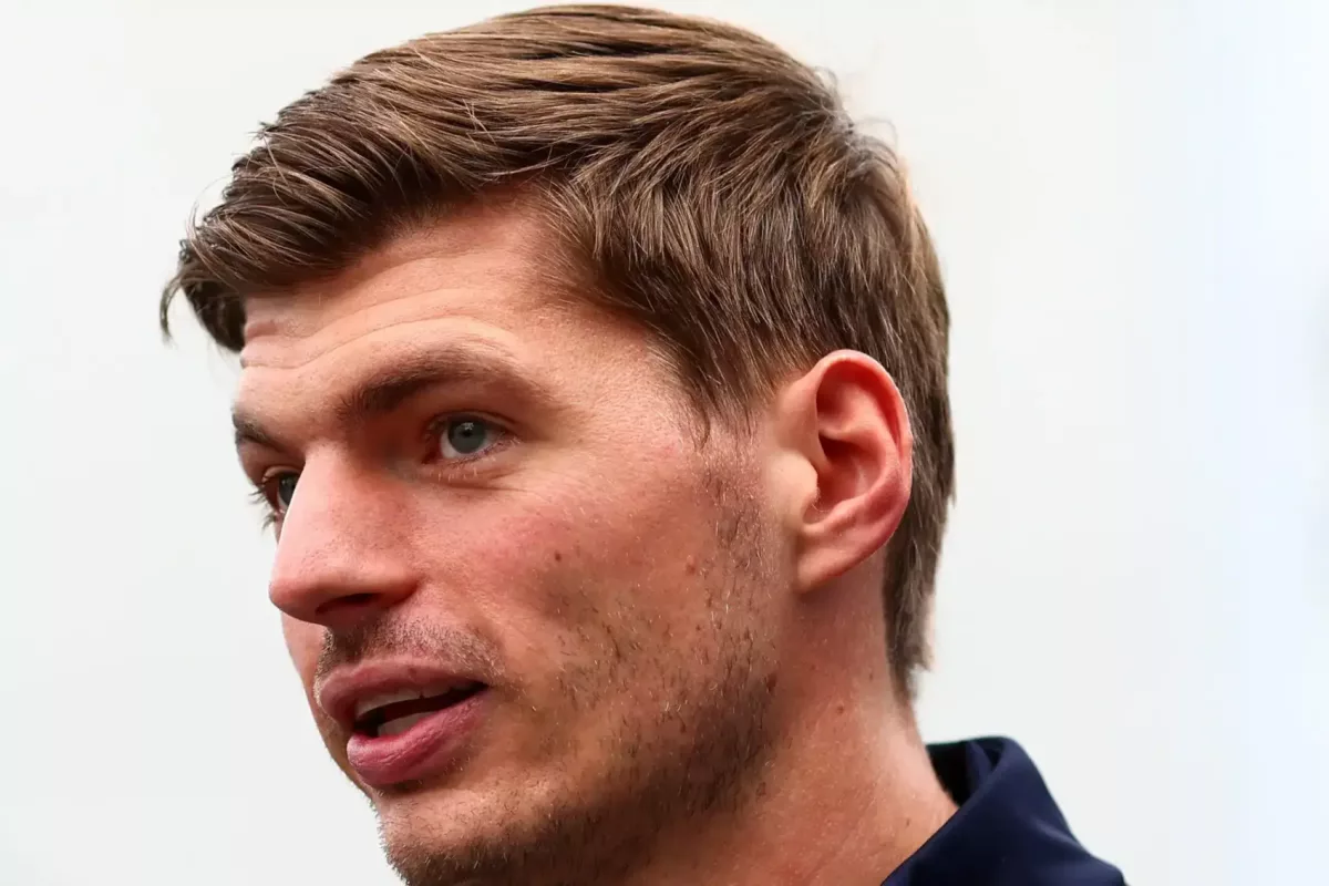 Az F1 történelmi fordulata: Verstappen lehet az első Ferrari-pilóta a futamgyőzelem után egy év után