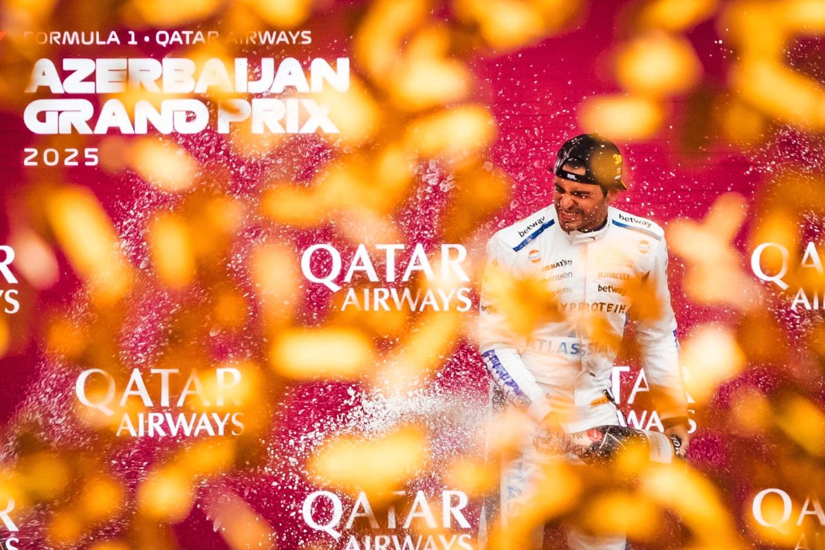 A dobogó elérése sokkal nehezebb Sainz apa szemében